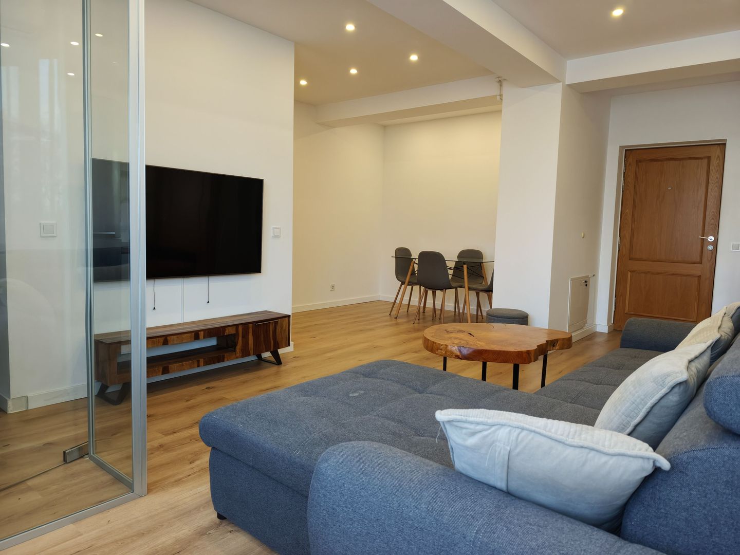 2 Camere LUX | New Residence | Centrala proprie - Poză 1
