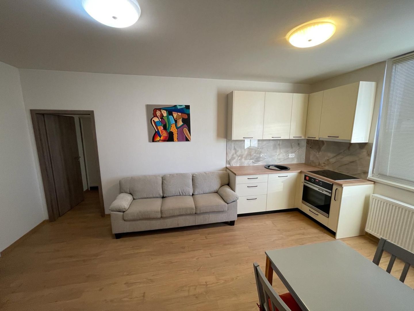 Giroc-Eso | De inchiriat | 2 camere | Loc de parcare - Poză 5