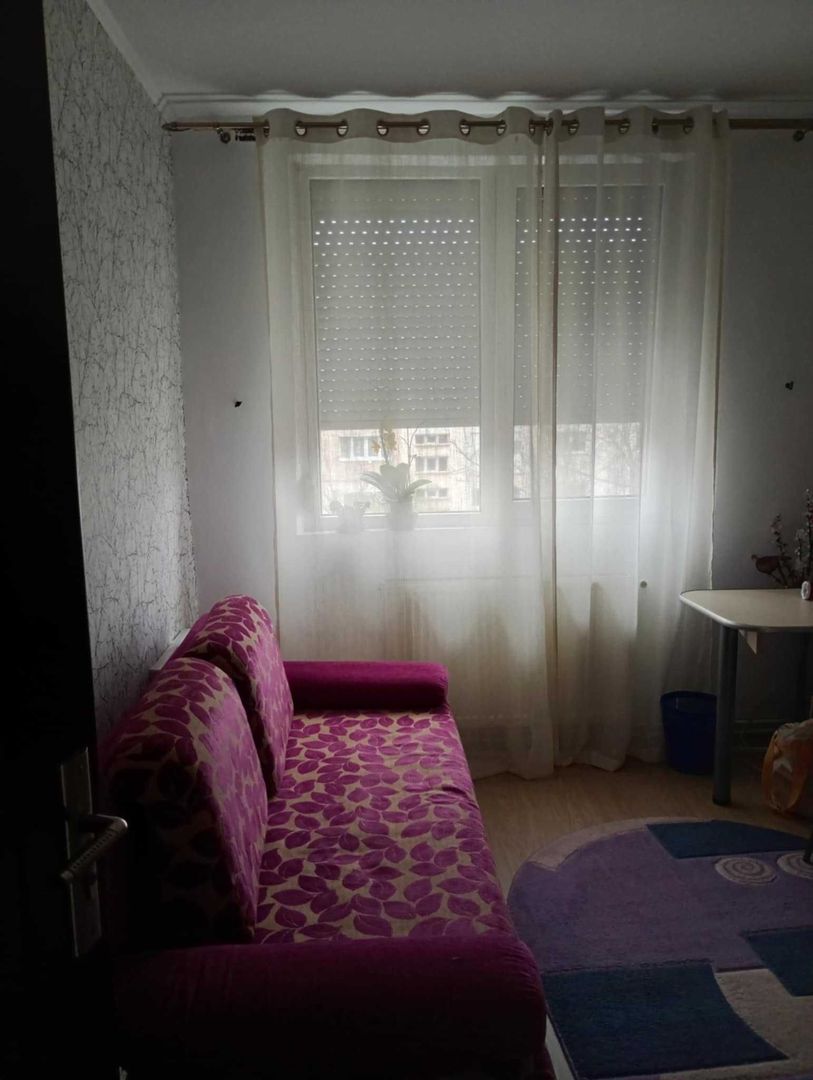 BRASADAS vinde ap 2 cam etaj 3/4 in Carpați 1 - Poză 3