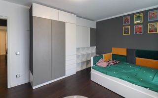 Apartament spatios cu balcon si terasa, complet mobilat, Europa! - Poză 18