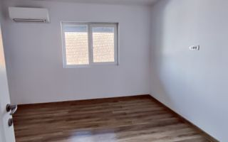 DUPLEX CERNETEAZ  140 MP UTILI + TEREN 570 MP - Poză 6