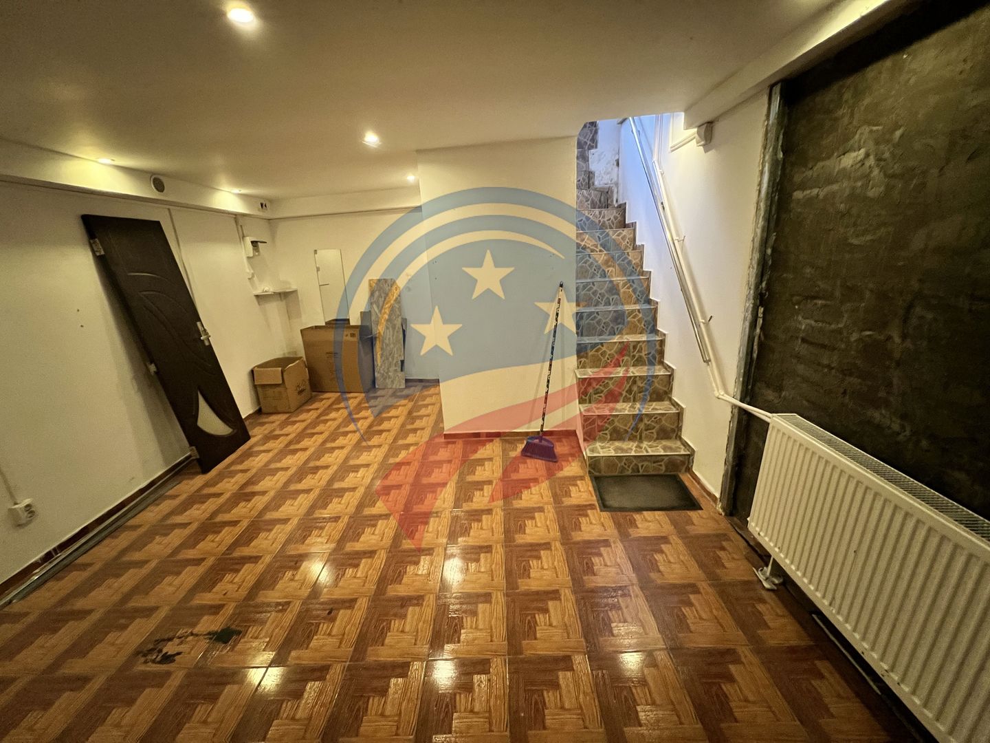 Spațiu comercial central de închiriat - Poză 3