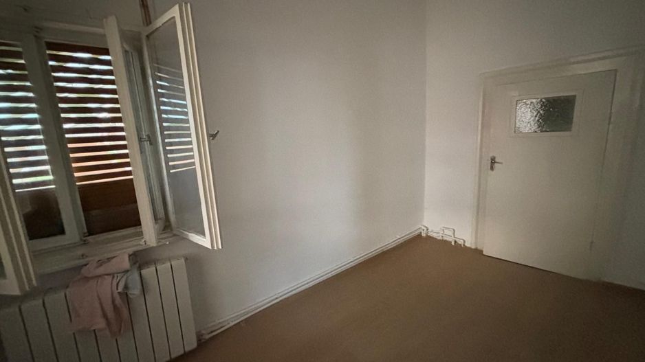 Casa pe parter cu acces auto - Poză 12