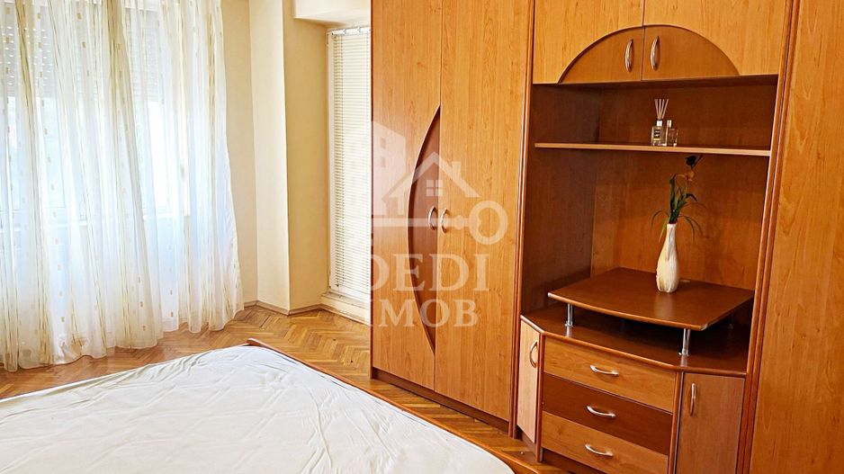 Apartament cu 4 camere de inchiriat, zona Cantemir, Oradea - Poză 5