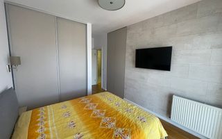 Apartament de 3 camere, modern, 80mp, parcare, zona Centrala - Poză 8