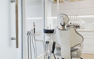 Spațiu de închiriat în clinică stomatologică – Iași, pentru estetică facială - Poză 1