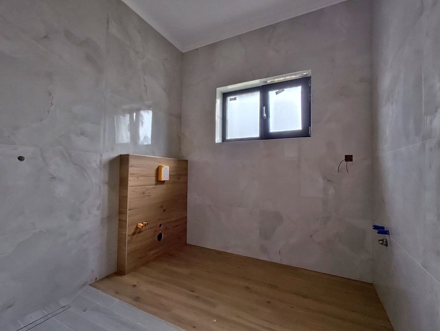 Casa noua de vanzare, nivel parter, living generos si 3 dormitoare - Poză 12