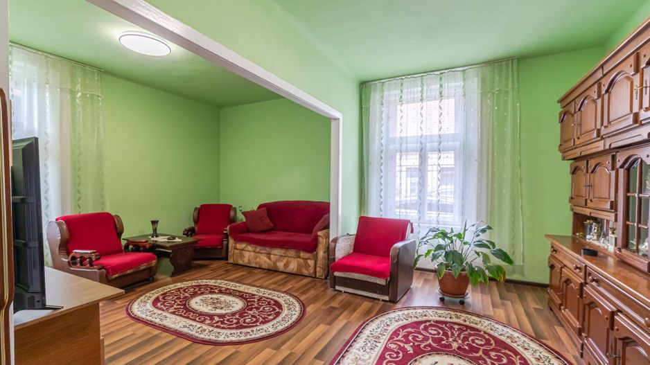 Proprietate vândută Apartament primitor într-o clădire deosebită - Poză 3