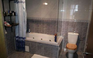 Apartament cu 3 camere în zona P-ta Dorobanti - Poză 6