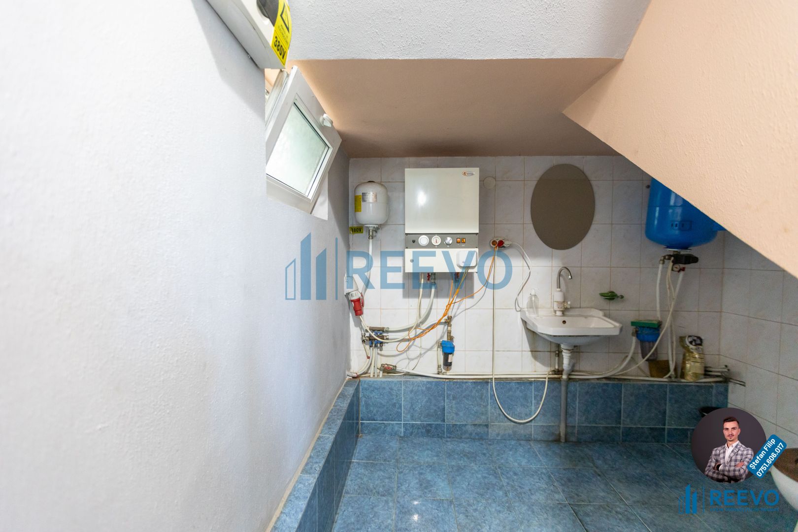 Hale, clădire de birouri și 1.342 mp teren zona Tic-Tac, Bacău - Poză 14