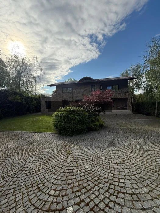 Casa individuala l 310 mp utili l 900 mp teren l garaj l Faget - Poză 4