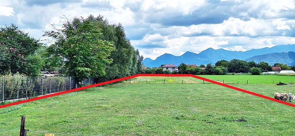 Brasov, cartier Stupini, teren intravilan 8500mp pe str Izvorului, 30 euro/mp - Poză 2