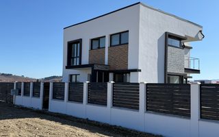 Casa/Villa ,stil Mediteranean, finalizată - zona Primăverii/Sanpetru - Poză 1