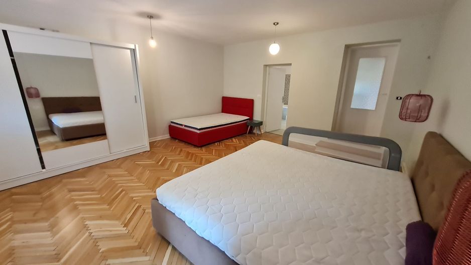 Casa solida în zona Bogdanestilor pretabilă birouri - Poză 4