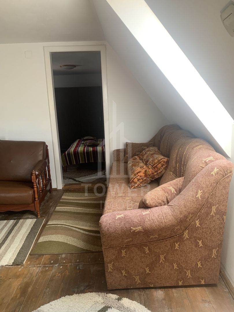 Casă în centrul Cisnădioarei cu 243mp de locuit și teren de 936mp - Poză 30