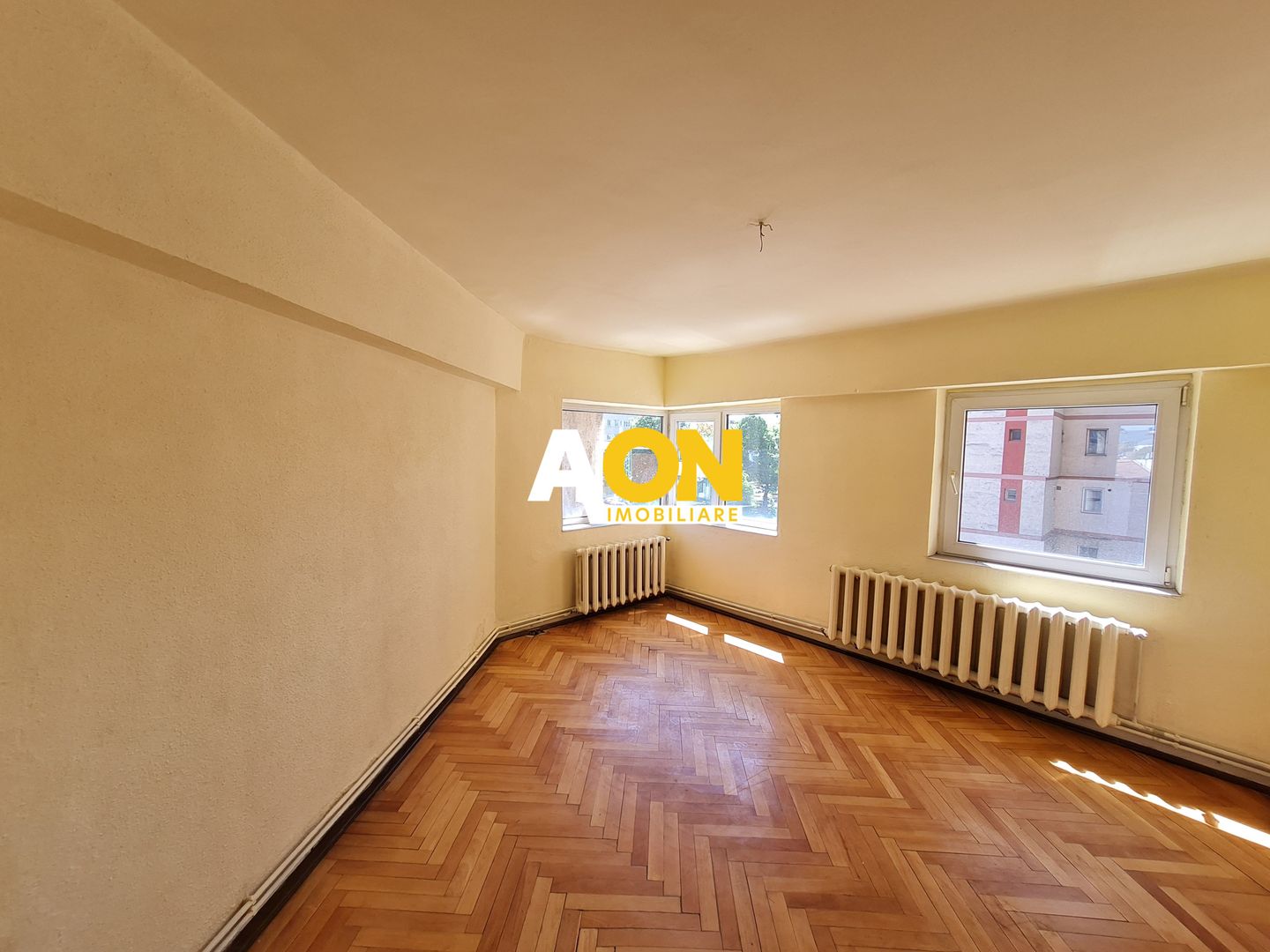 Apartament 4 Camere, 97.5 mp, Decomandat, Et.1, Ultracentral - Poză 2