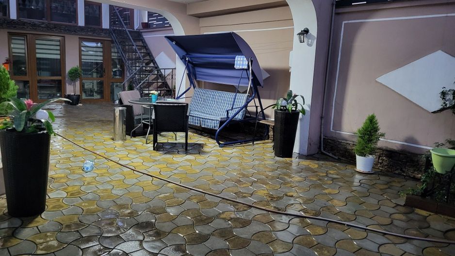 BRASADAS închiriază vila Bd. Ferdinand. - Poză 2