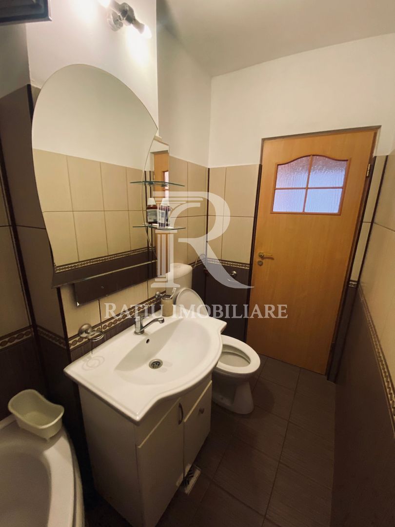 Apartament cu 4 camere | Pet Frendly | Ultracentral | Oradea - Poză 16