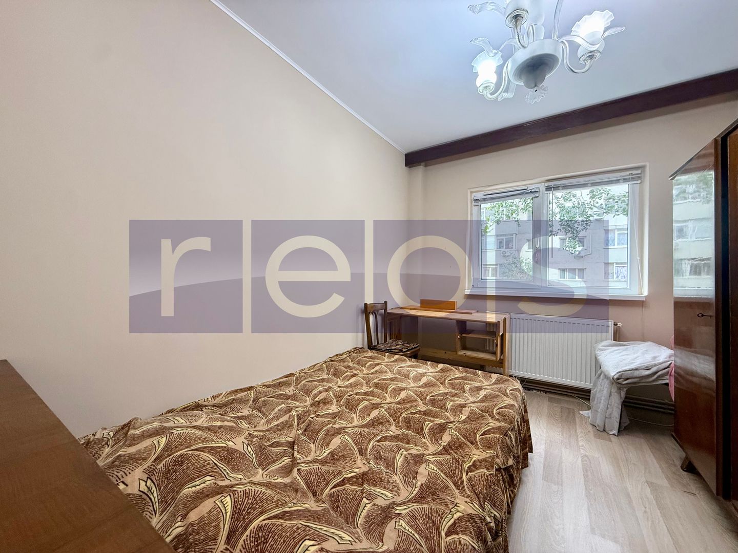 VÂNZARE 3 CAMERE | ZONA TITAN-OZANA | CENTRALA PROPRIE | 2 BĂI - Poză 3
