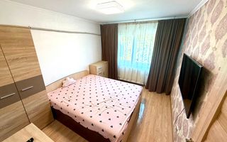 Apartament 3 camere si 2 bai Rovine decomandat 67mp  an1985 - Poză 4