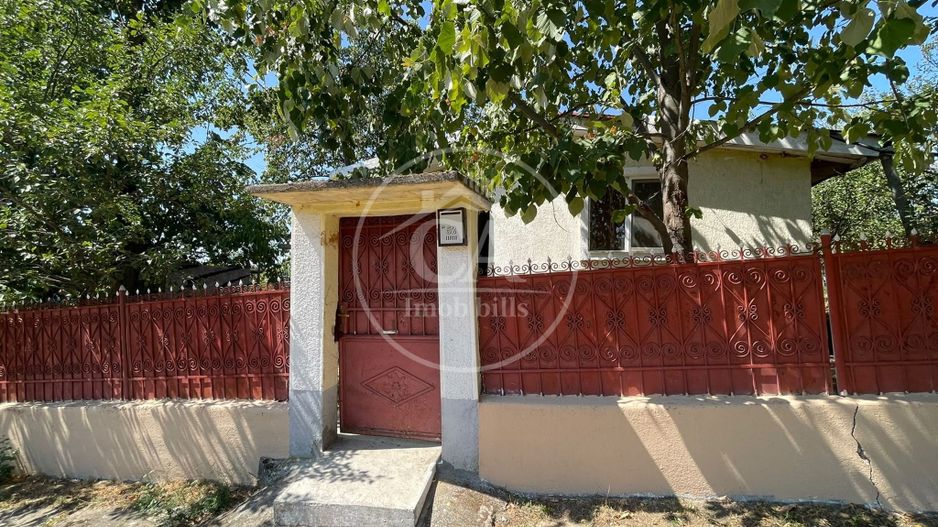 Casa de vanzare cu 2 camere in zona Sintelec, Bihor. - Poză 13