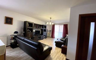 De vanzare apartament cu 3 camere de tip penthouse in Floresti! - Poză 1