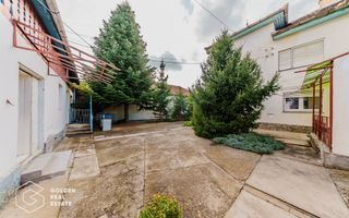 Vila superba, P+E,  Cuvin, 9 camere, 200 mp si teren 1300 mp plus anexa 3 camere - Poză 39