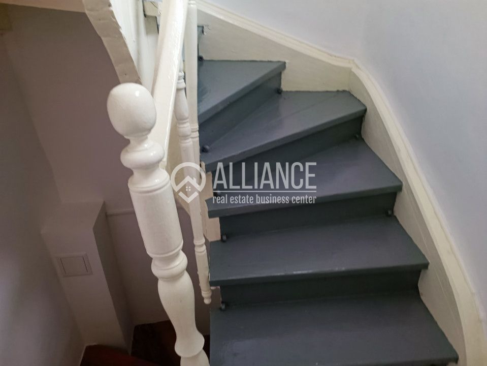 CENTRU SALA SPORTURILOR(COD03)- Casa interbelica si curte generoasa ! - Poză 54