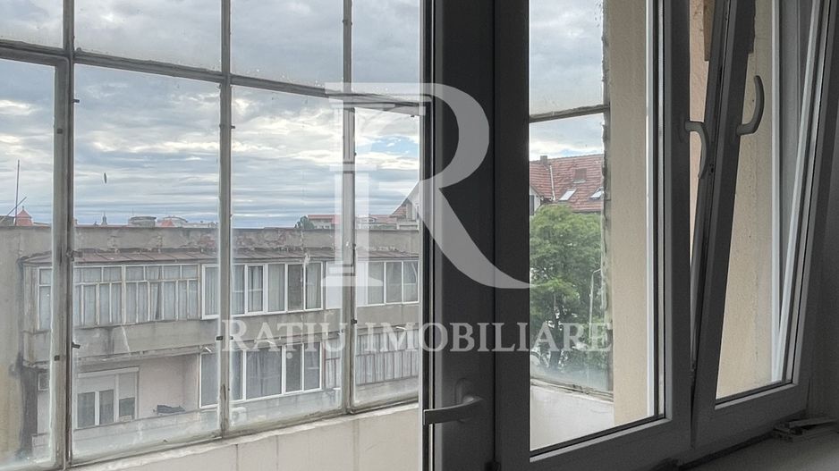Apartament cu 3 camere | Magheru | Oradea - Poză 9
