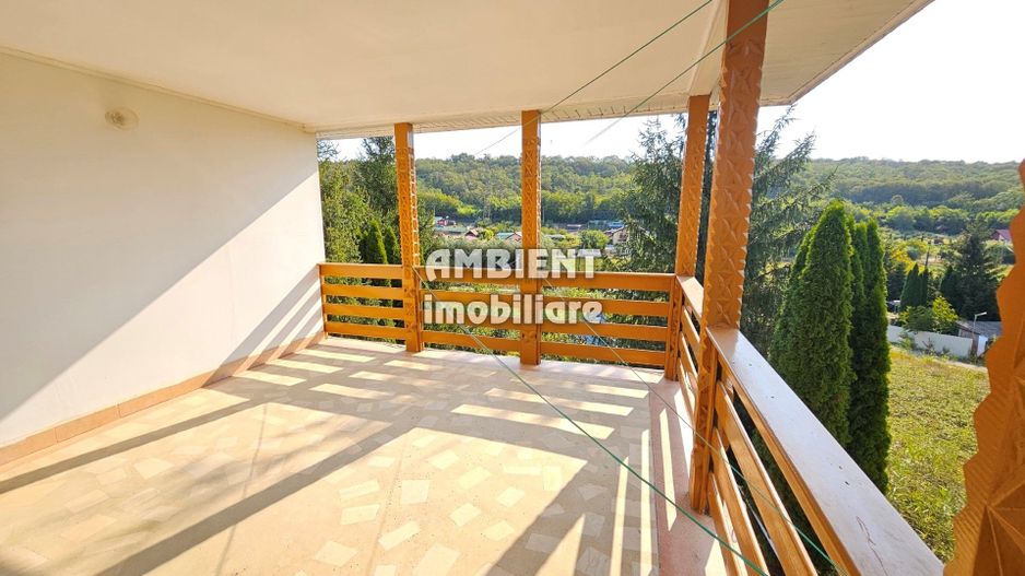 VILĂ P+1E, teren 2.200 mp, zona CASTANILOR; - Poză 2