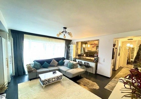 Apartament tip penthouse ultrafinisat, zona Vivo - Poză 1