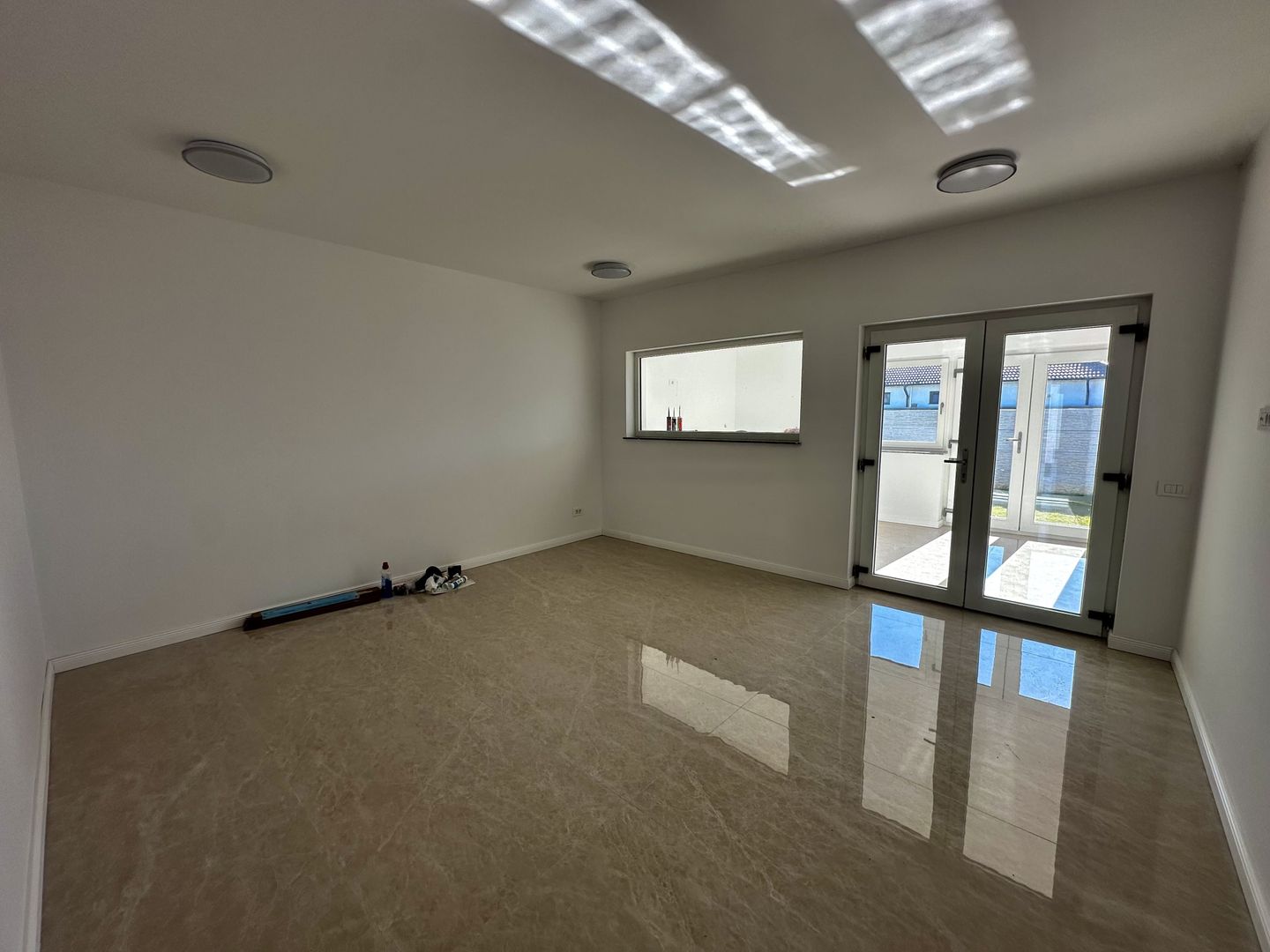 Casa nouă premium - la intrare în Sântandrei, garaj - Poză 13