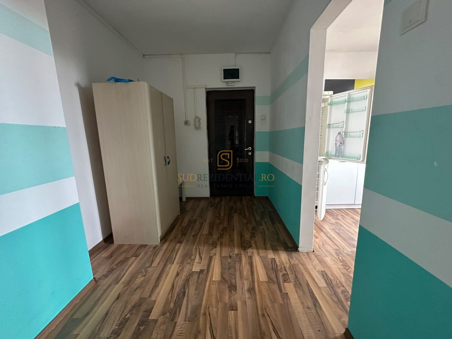 Apartament cu 3 camere de închiriat, aproape de metrou Piața Sudului - Poză 9