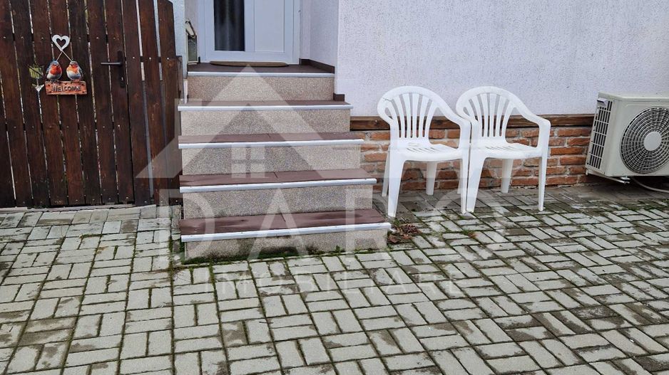 🏡 Casă de vânzare Livezeni | Curte proprie + terasă  170.000 € - Poză 3