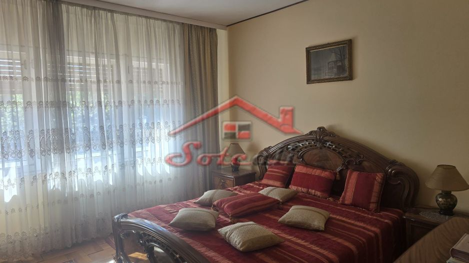 Vilă elegantă și casă independentă pentru oaspeți - Banesti - Poză 30
