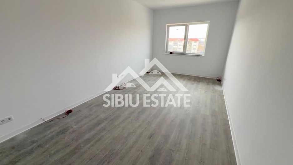 Apartament cu Gradina generoasa de 49 mp 3 camere, terasa, balcon - Poză 9