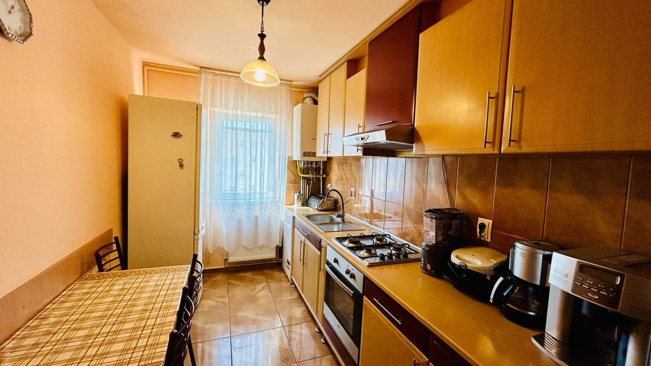Apartament de închiriat în Sibiu – 3 camere,balcon, zona Nicolae Iorga - Poză 8
