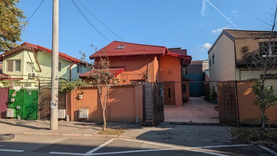 Parc Bazilescu - Str. Nuvelei 95, Casa P+M, 173 mp utili, teren 288 mp - Poză 24