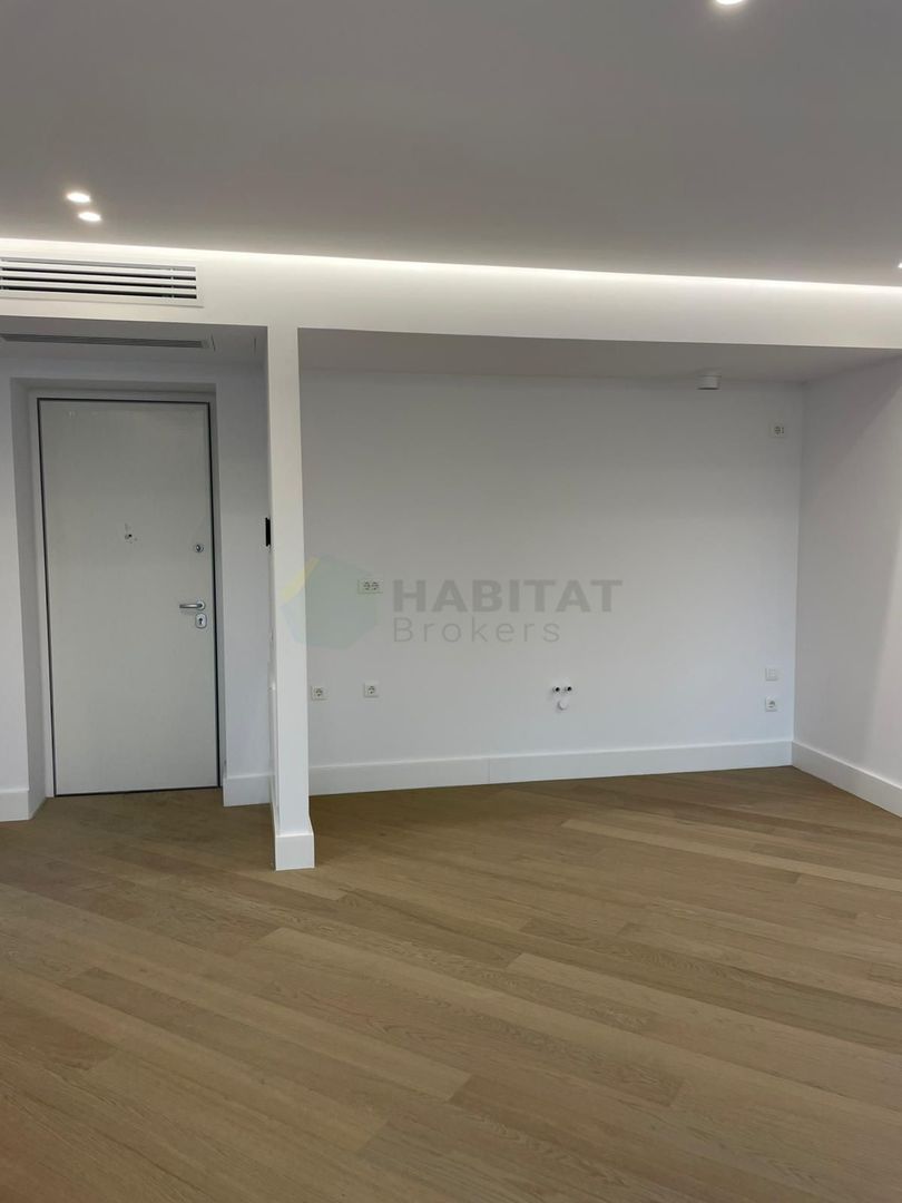 Apartament 2 camere | Parcare inclusă | Cortina 126 – Erou Iancu Nicolae - Poză 3