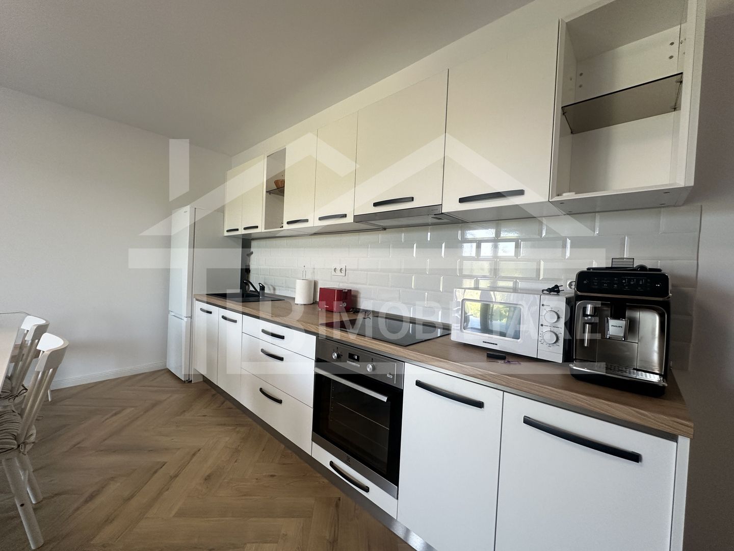Apartament cu 3 camere, 72mp, parcare, Zona Green Residence - Poză 3