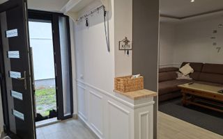 Casa individuala echipata premium cu 4 camere si 2 bai in Cristian - Poză 14