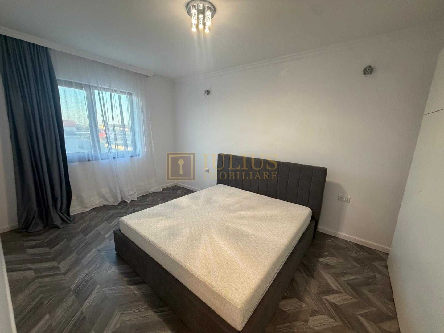 Duplex Mosnita Noua| 4 camere-3 dormitoare| curte proprie| loc de parcare - Poză 8