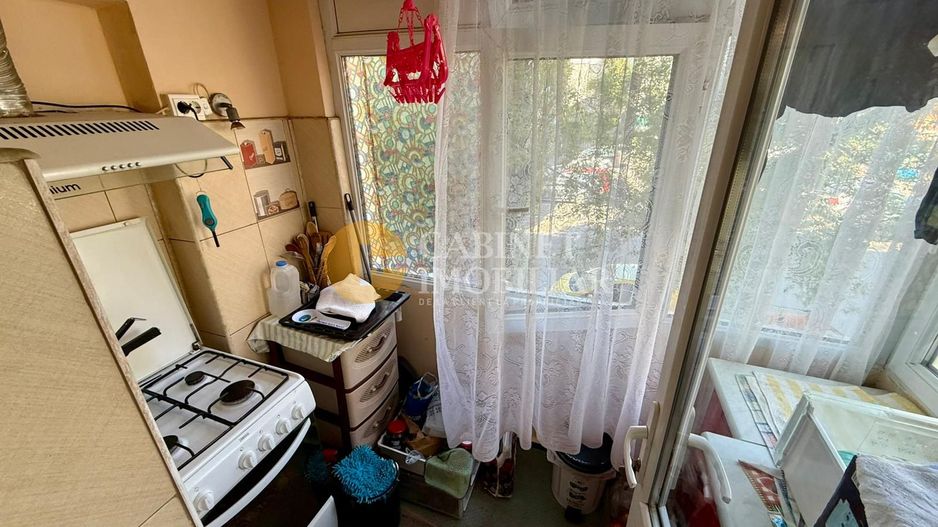 3 CAMERE DECOMANDAT--ETAJ 1--MOBILAT+UTILAT--ZONA FOARTE BUNA - Poză 7