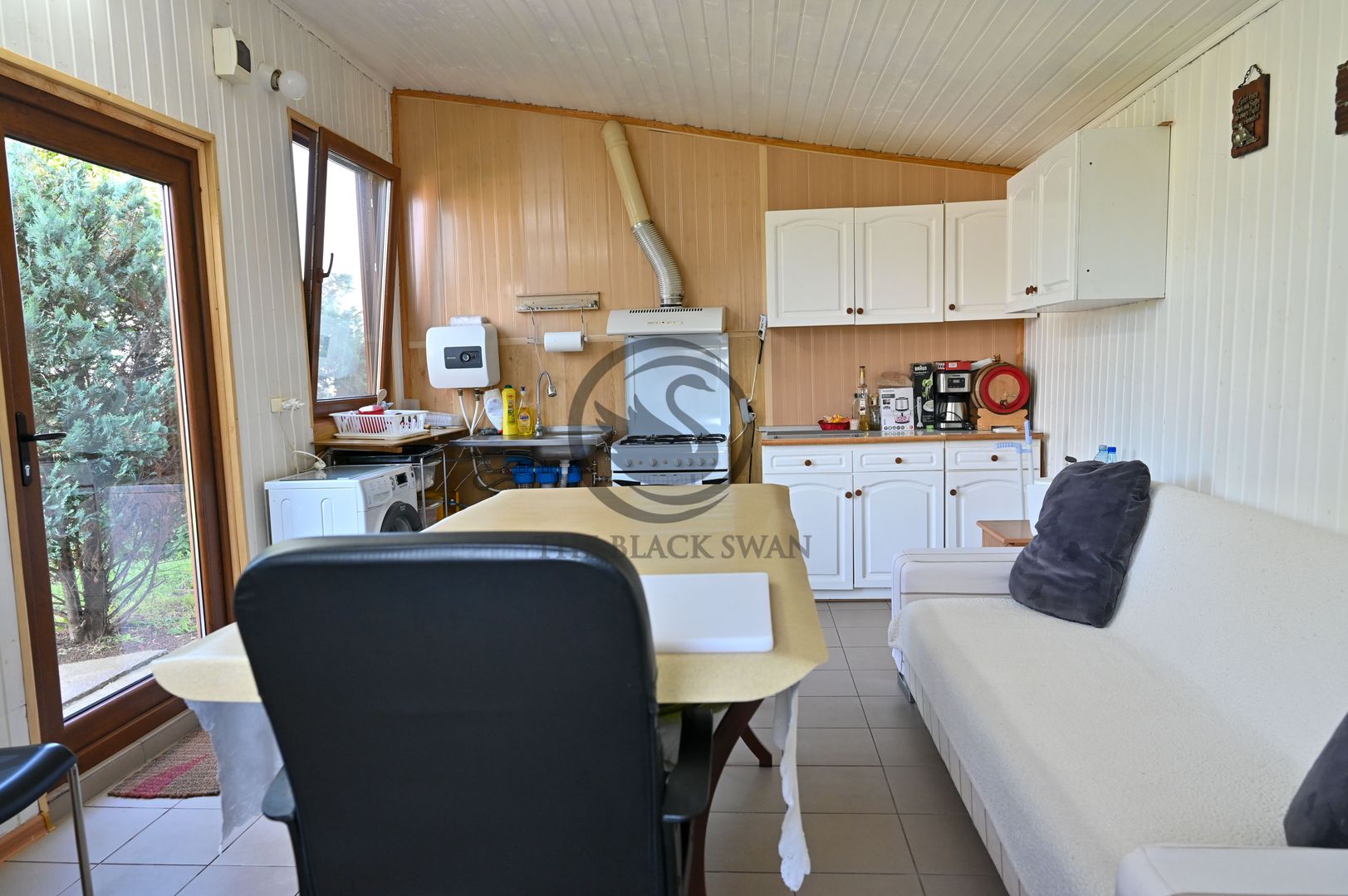 Casa cu piscina de vanzare | 3.300 mp teren | Urlati - Prahova - Poză 11