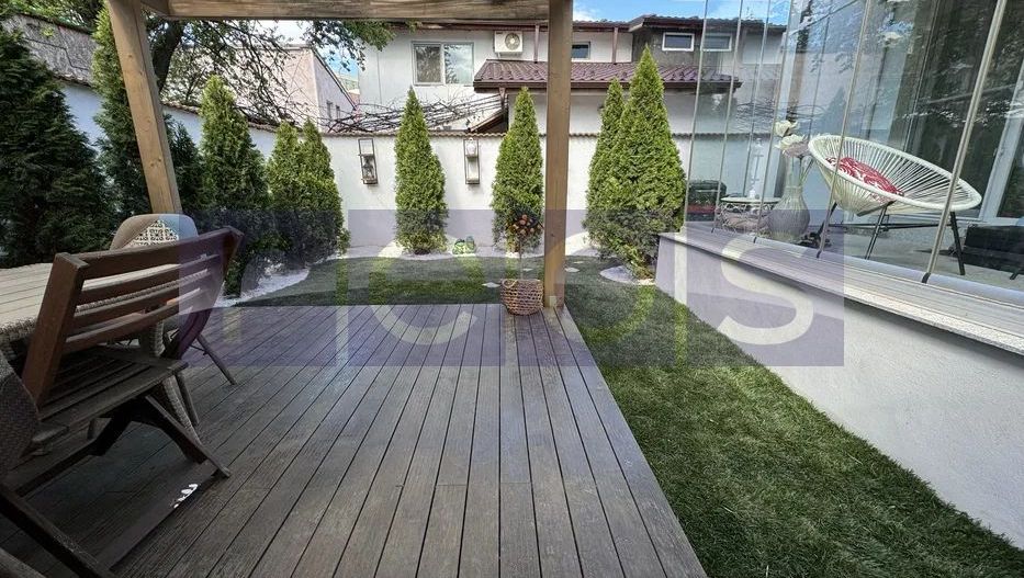 APARTAMENT 3 CAMERE DE VÂNZARE + CURTE PROPRIE + 2 LOCURI DE PARCARE - Poză 1