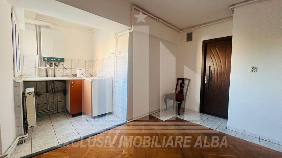 Apartament cu 4 camere, etaj 1 , Ultracentral - Poză 6