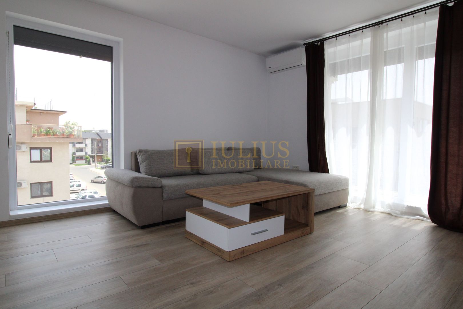 Apartament 2 camere, 3 balcoane, loc de parcare, centrala proprie, Dumbravita - Poză 2