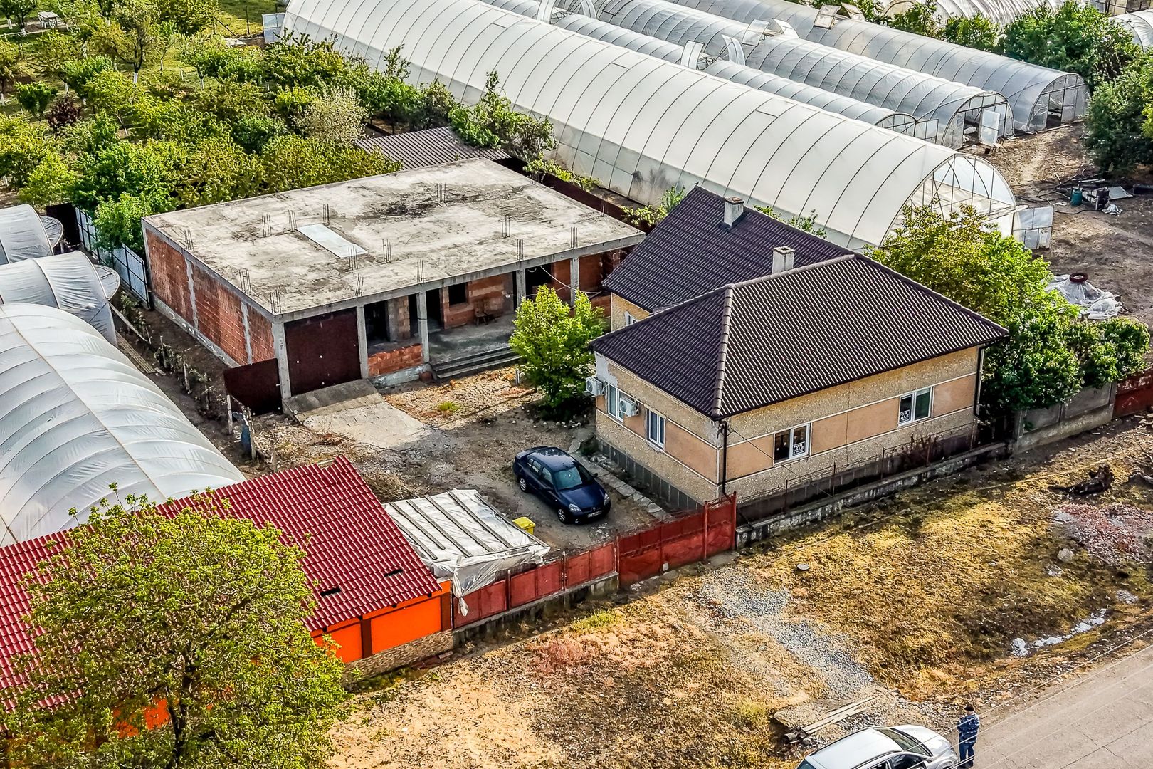 Casă finisată + casă în construcție, la același preț! - Poză 1