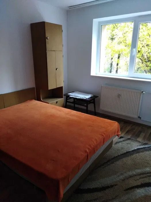 AP. 3 CAMERE DRUMUL TABEREI, RENOVAT, BUCATARIE INCHISA, MOBILAT - Poză 3