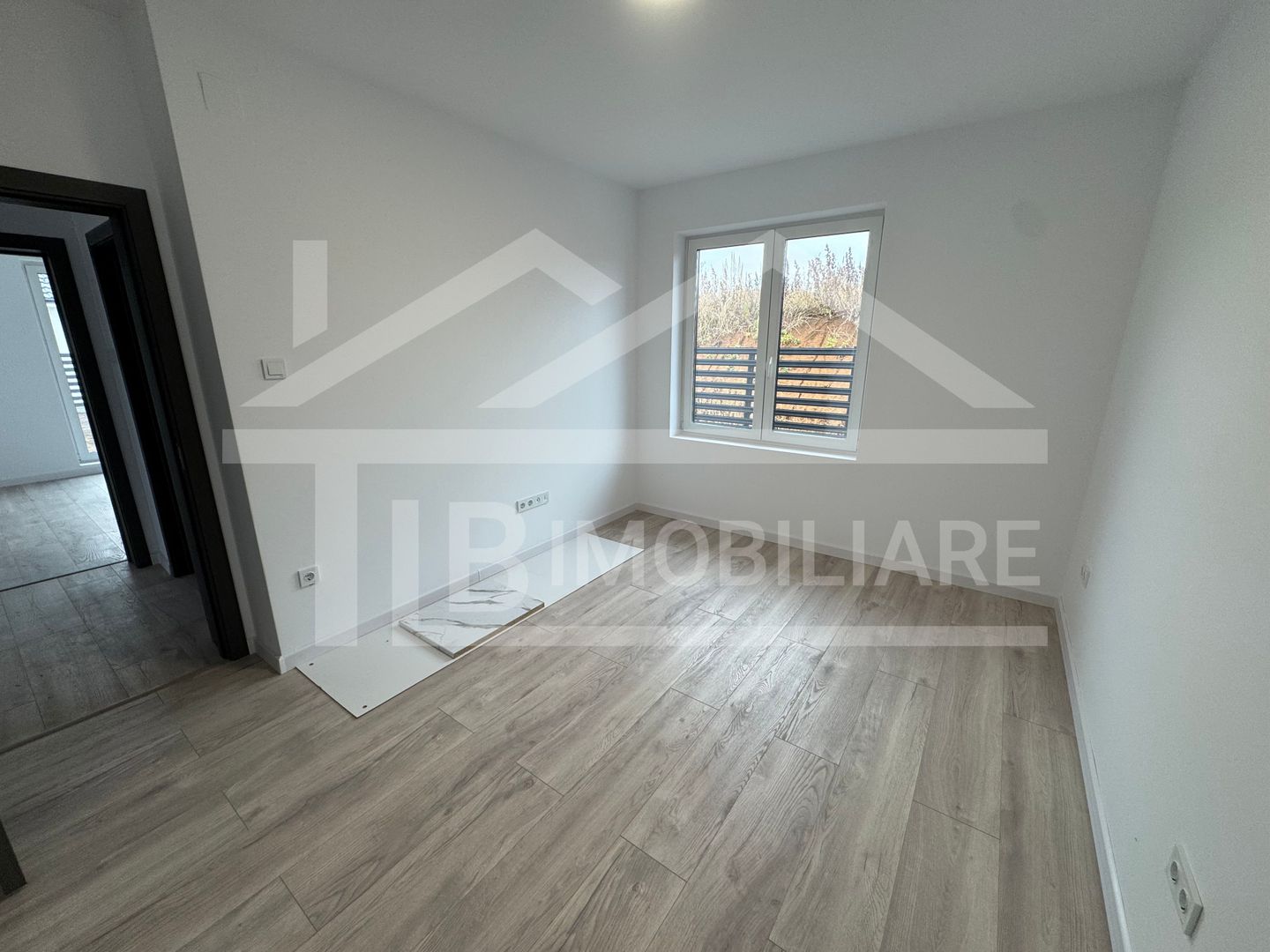 Casa cu 4 camere, 110 mp, Zona Unirii - Poză 5